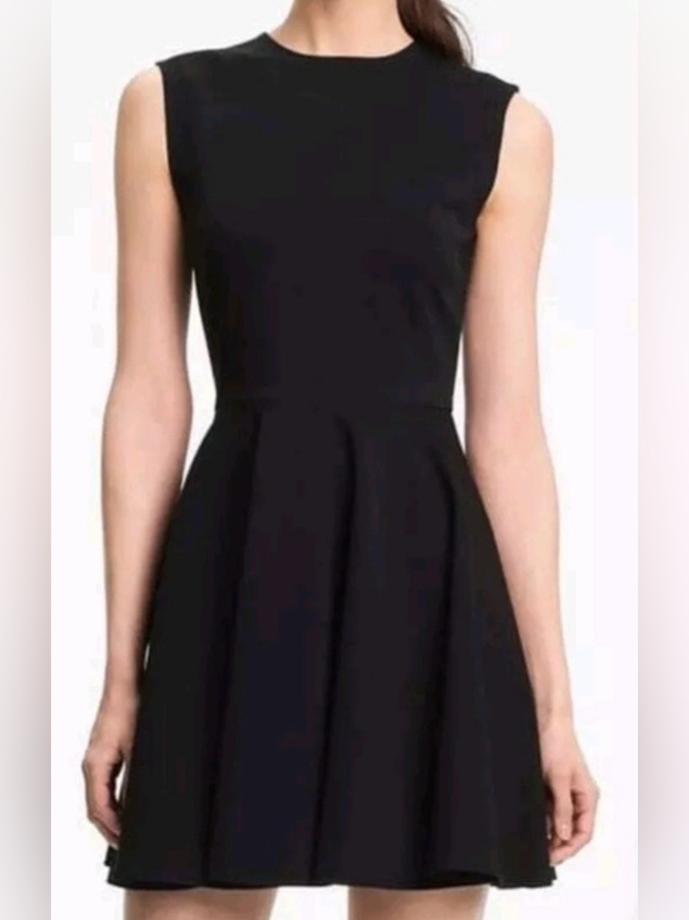 Diane Von Furstenberg Black Jeannie Fit & Flare Pleated Dress, Size 2